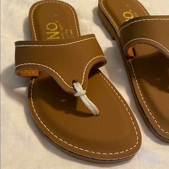 KINO Brown Leather Sandals with Marine Emblem - Picture 3 of 7